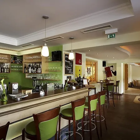 Mitterhofer 4* シュラートミンク