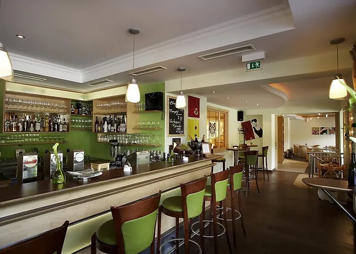 Mitterhofer 4* سخلادميخ