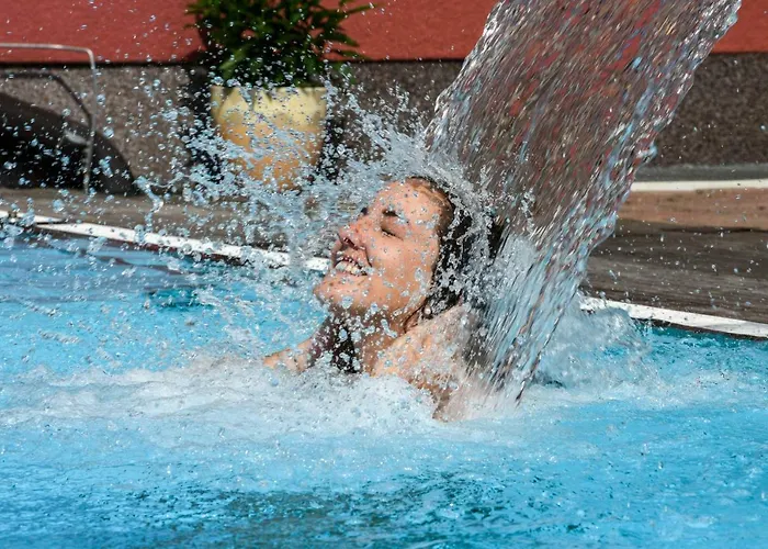 Mitterhofer 4* سخلادميخ